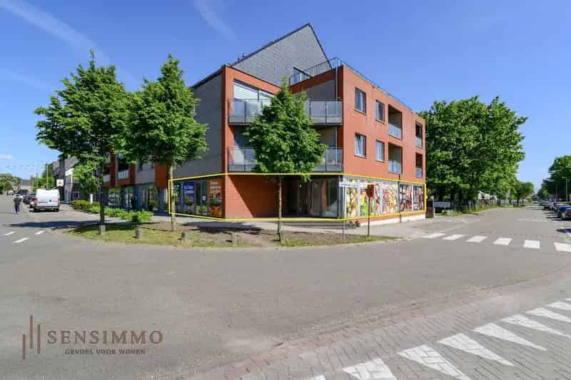 Handelspand Genk nabij Hoevenzavel