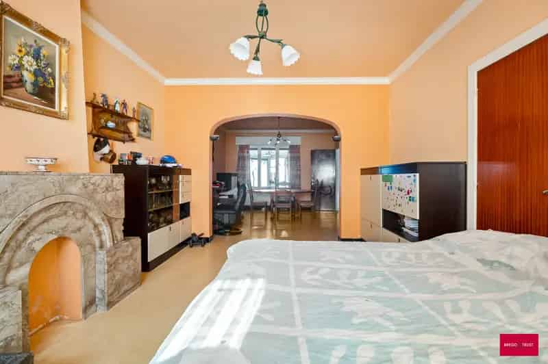 Huis te koop: renovatieproject met potentieel