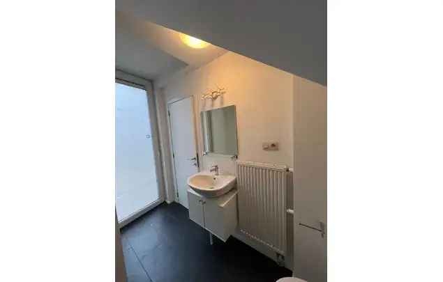 Huur 1 slaapkamer appartement van 45 m² in Namur