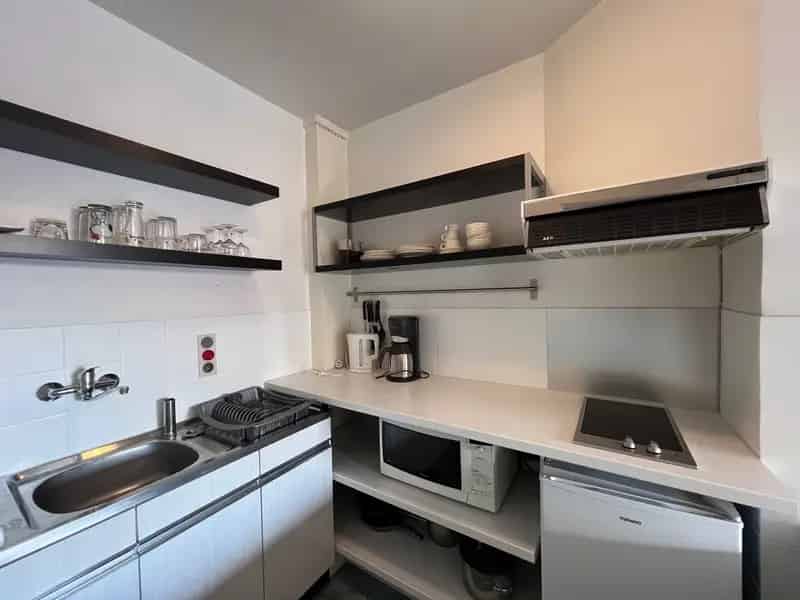 Te Huur Oostende Gemeubelde Studio Nabij Strand Station
