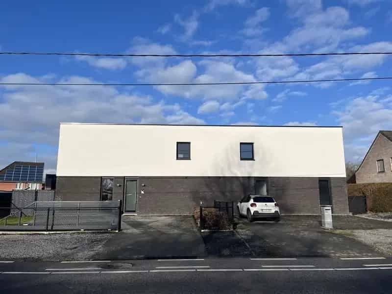 Half Vrijstaande Moderne Nieuwbouwwoning
