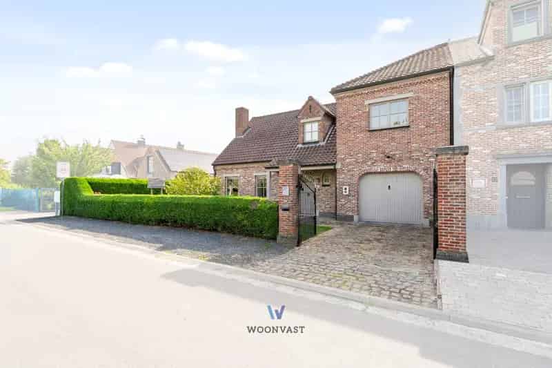 Huis te koop Lokeren: 4 slaapkamers, moderne keuken, ruime tuin