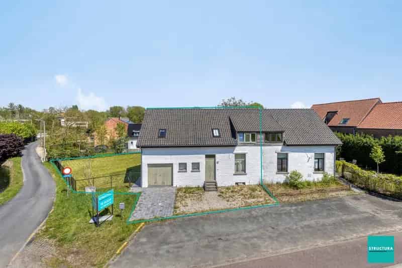 Gerenoveerde woning te koop in Bollebeek 4 slaapkamers