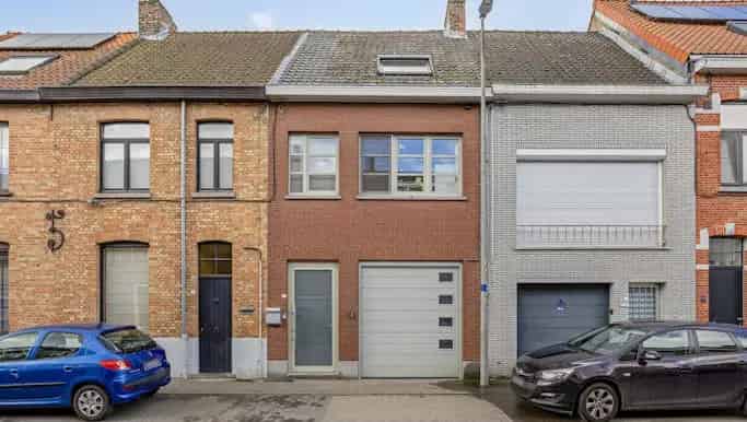Huis te koop Sint Kruis 4 slaapkamers 2 badkamers