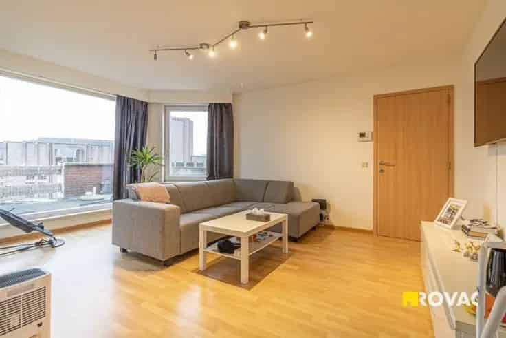 Appartement te koop Roeselare: Instapklaar 1 slaapkamer