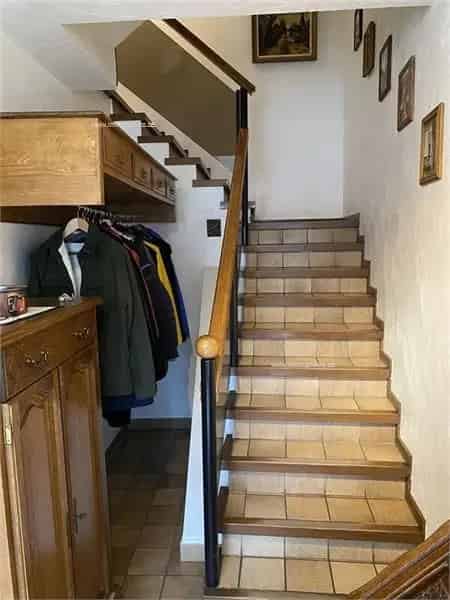 Ruime woning met praktijk Sint-Truiden 3 slaapkamers