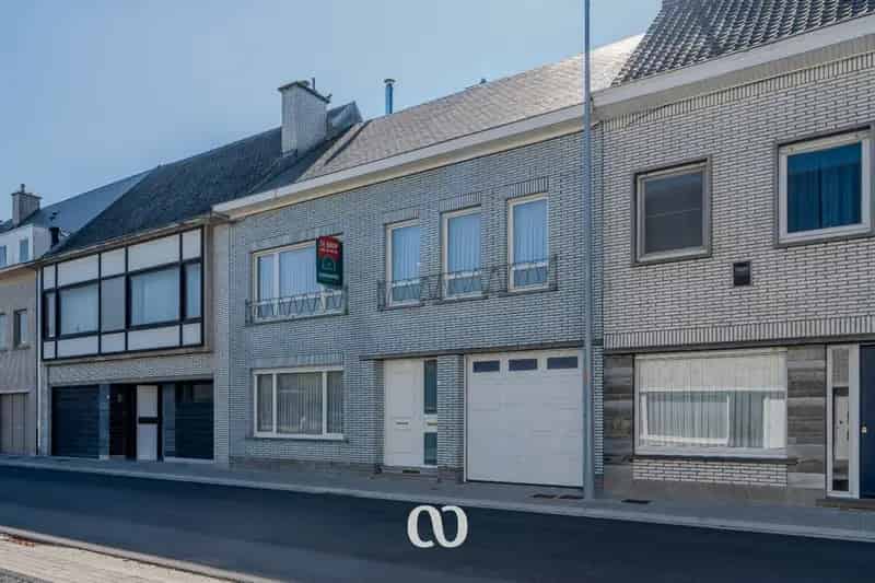 Deels gerenoveerde woning te Oudenaarde