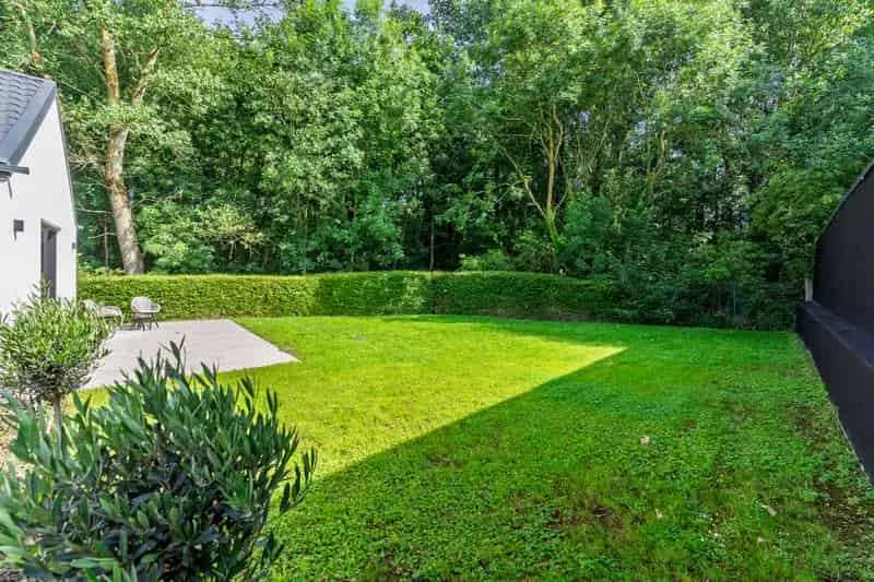 Gerenoveerde Energiezuinige Woning te Zottegem met Tuin