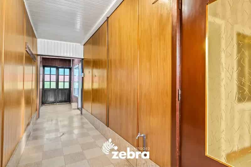 Huis te huur Izegem: 3 slaapkamers, te renoveren