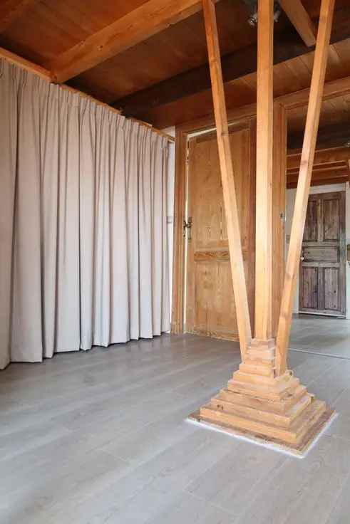 Studio Te Koop: 59m2 gerenoveerd appartement met terras
