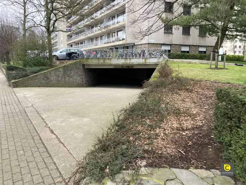 Garagebox te huur Fruithoflaan nabij E19 E34