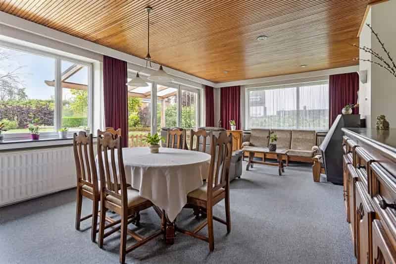 Bungalow 4 slaapkamers mooie tuin