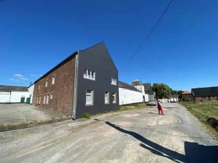 Huis Te Koop Met Bijgebouwen Renovatieproject