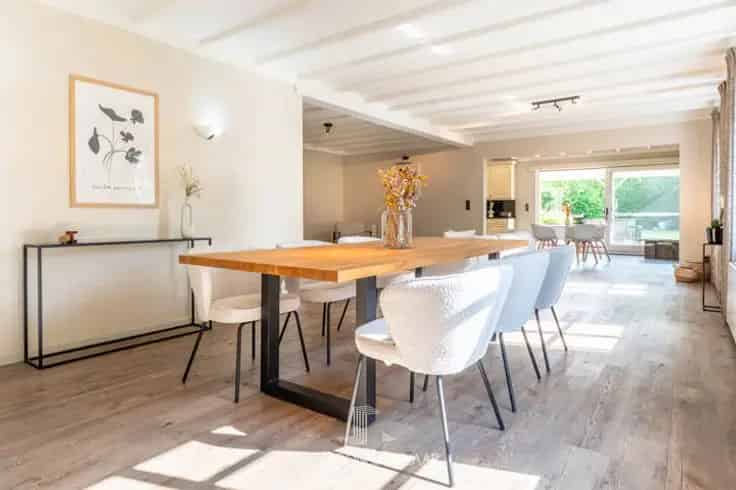 Villa Te Koop Boom Park 4 Slaapkamers Grote Tuin