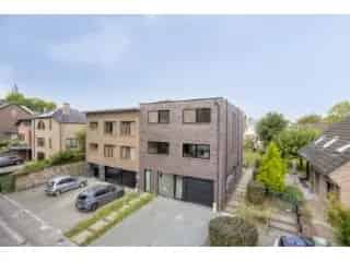 Villa te koop - Sint-Pieters-Leeuw RBU07675