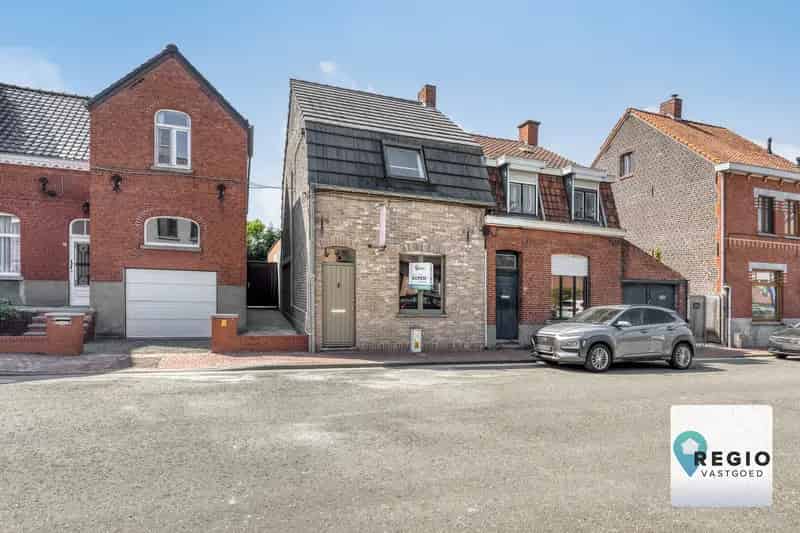 Huis te Koop Deinze: Instapklare woning met charmante uitstraling