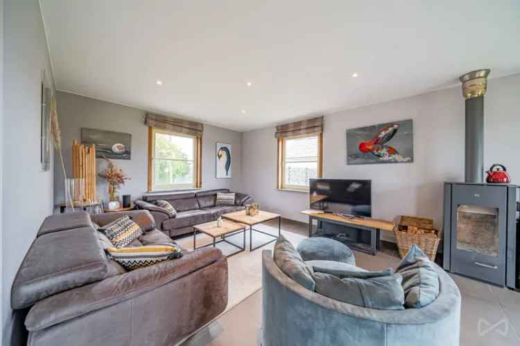 Huis 4 slaapkamers Huppaye 223m²