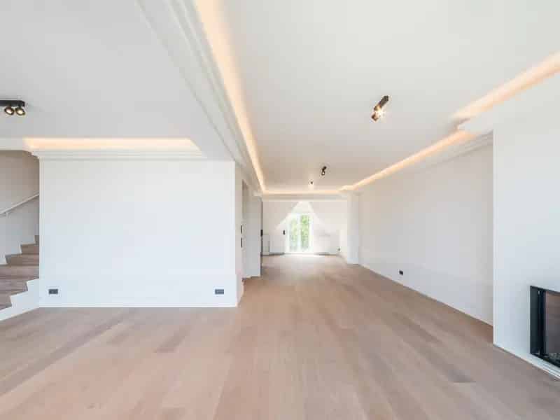 Duplex Appartement te Huur Molièrelaan 3 slaapkamers 200m²