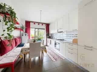 Appartement te Koop Schaerbeek 2 Slaapkamers Nabij Station