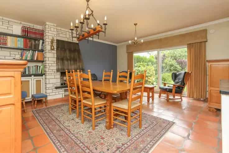 Huis Te Koop Lebbeke: Woning met 4 slaapkamers Tuin Appartement