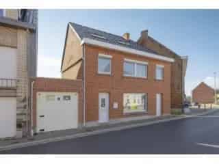 Huis te koop Idegem - Instapklare gezinswoning met garage en tuin