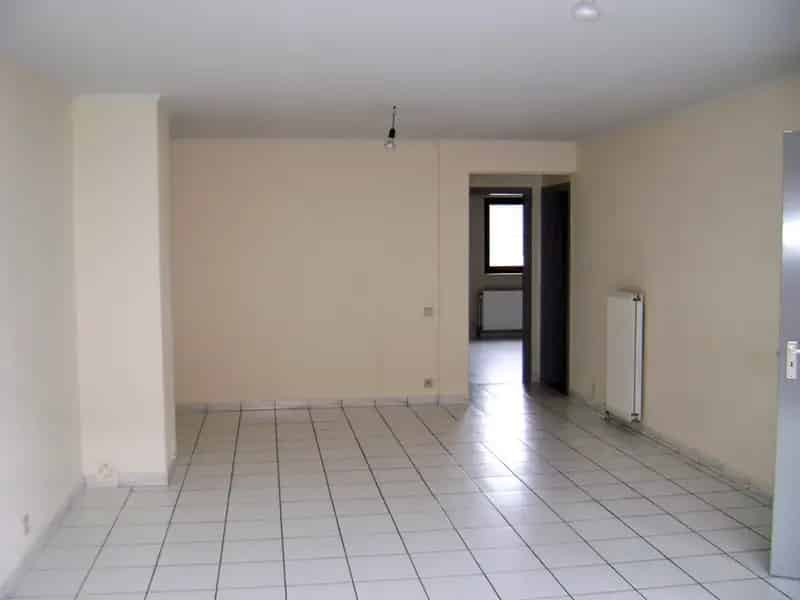 Appartement te huur Maaseik 2 slaapkamers balkon parking