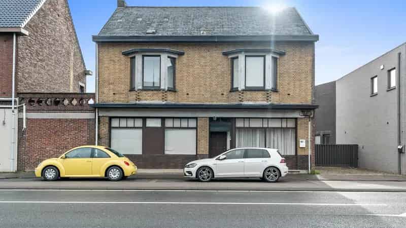Huis te koop Rekem 4 slaapkamers 2 garages
