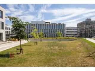 Kantoor te huur Gent 400m² - Moderne ruimte langs Schelde