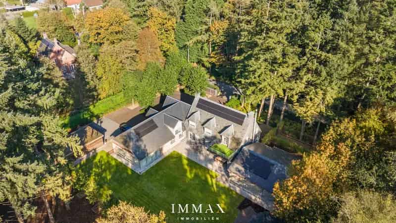 Luxueuze Villa met Binnenzwembad te Koop Tillegembos