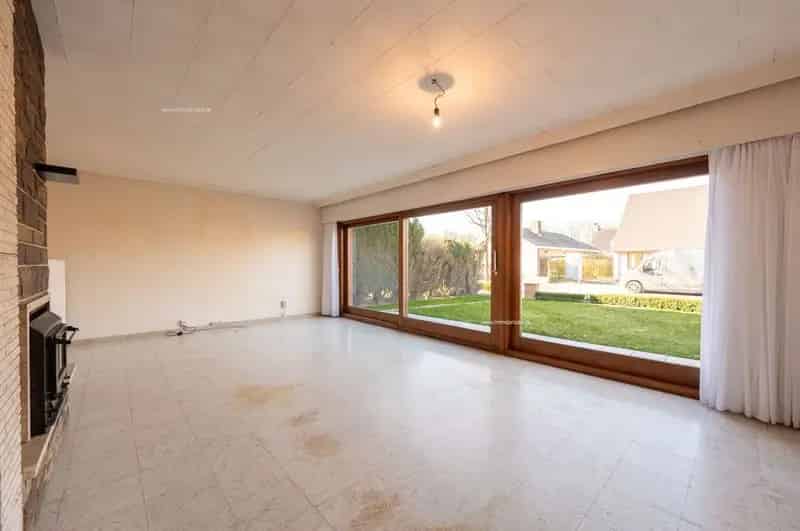 Te renoveren bungalow 3 slaapkamers Sint-Andries