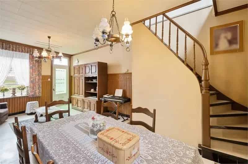 Huis te koop Onkerzele 3 slaapkamers grote garage
