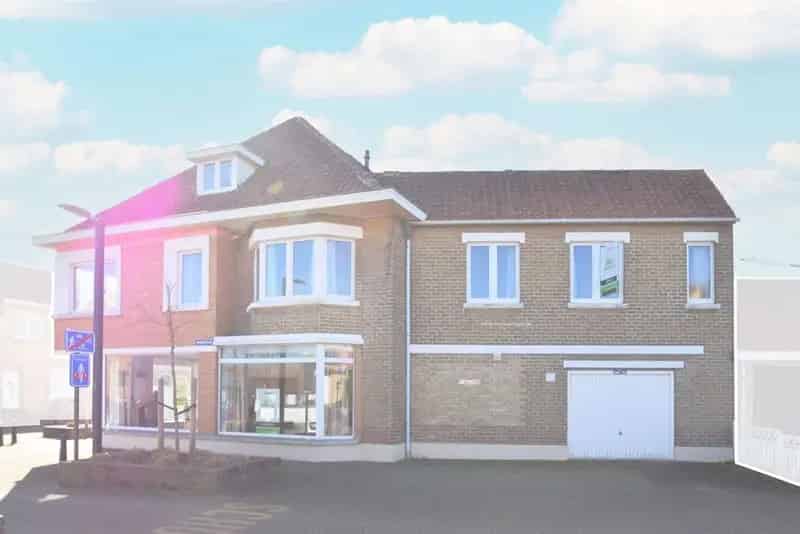 Multifunctionele Woning te Koop De Panne 8 Slaapkamers
