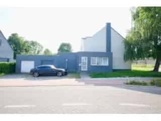 Gerenoveerde woning te koop Relegem