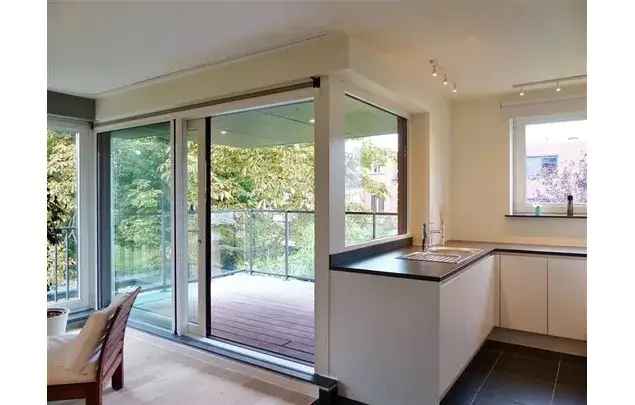 Huur 2 slaapkamer appartement van 89 m² in Ghent