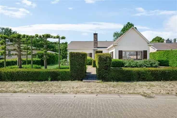 Huis Te Koop Putte: Ruime Villa 1ha