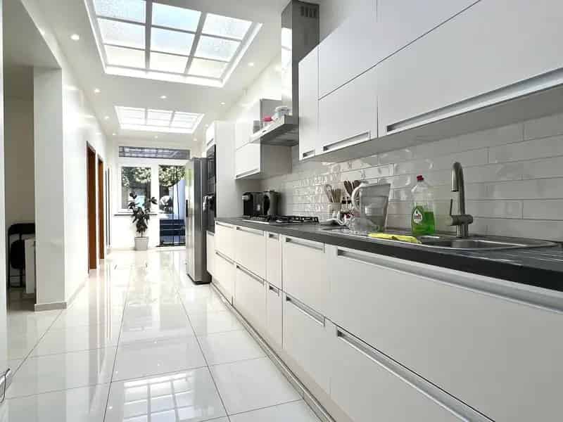 Huis te huur 4 slaapkamers gerenoveerd