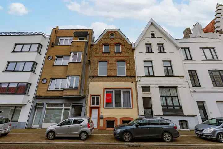 Huis te koop Oostende met 5 slaapkamers en EPC-score D-label