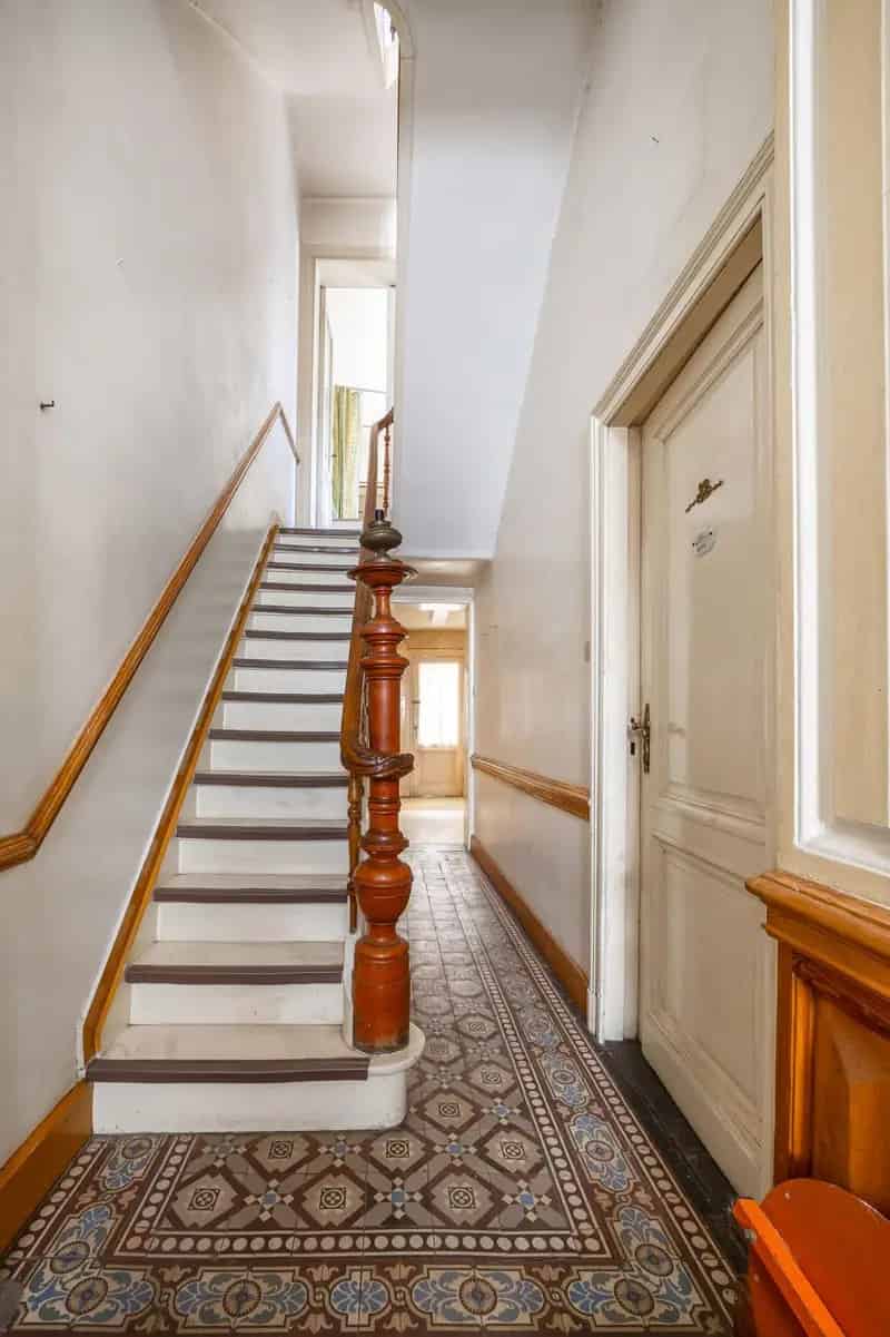 Burgerhuis te renoveren 5-6 slaapkamers stadstuin