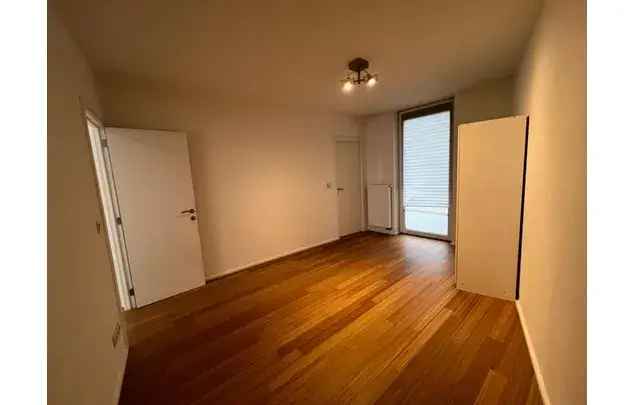 Te Huur: 1 Slaapkamer Appartement 45m² Namen Centrum