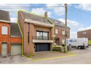 Huis te koop Pollare - Instapklare woning met 3 slaapkamers