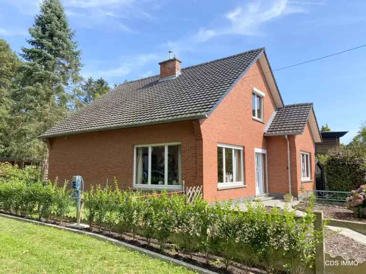 alleenstaande woning in dorpskern Pellenberg