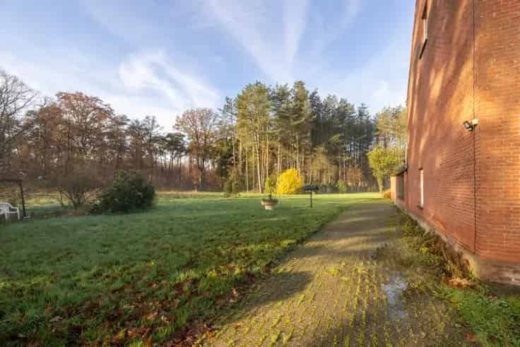Huis Te Koop Westmalle: Renovatieproject 8222m²