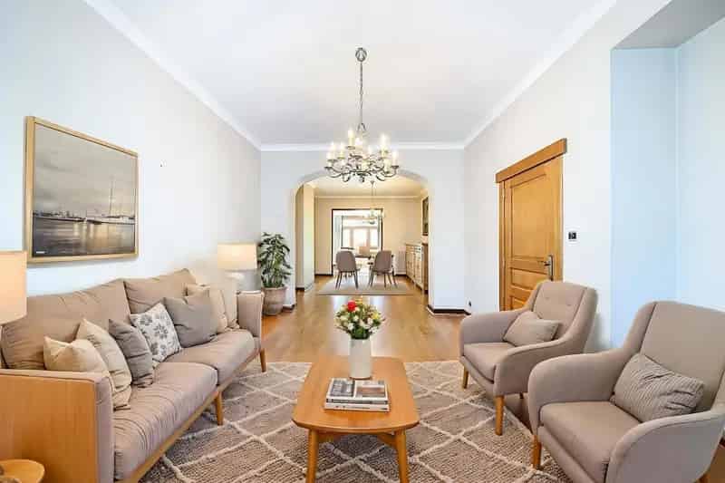 Huis te huur: Bel-étage 250m² nabij Japanse Toren