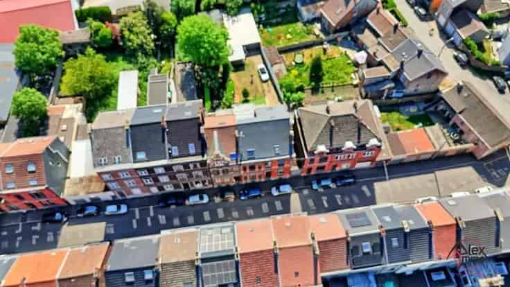 Herenhuis Charleroi 7 slaapkamers 352m²