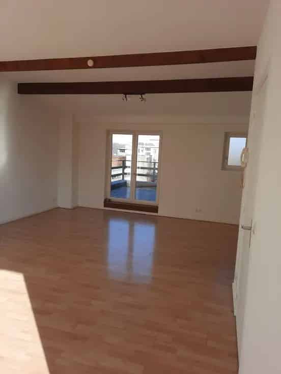 Studio Te Koop 3e Verdieping Terras 20m2