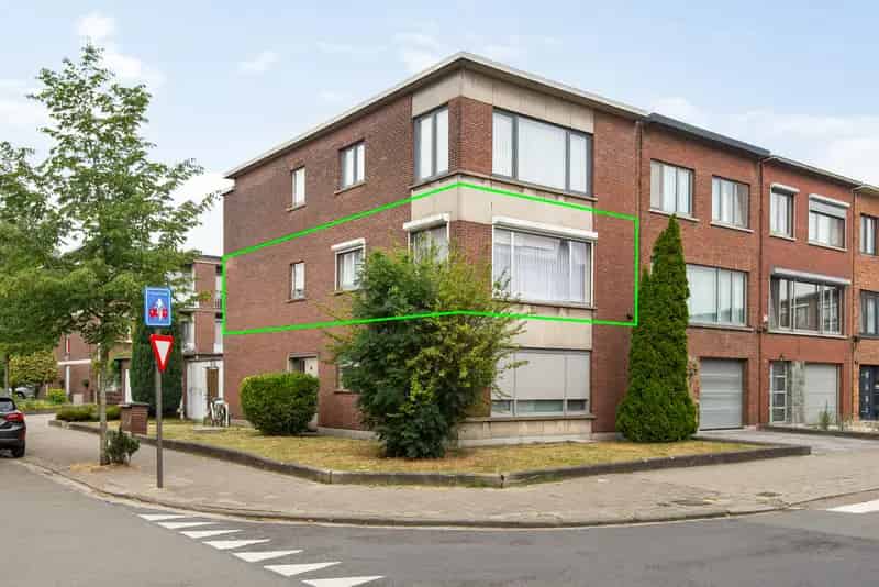 Appartement te koop: 2 slaapkamers, terras, toplocatie