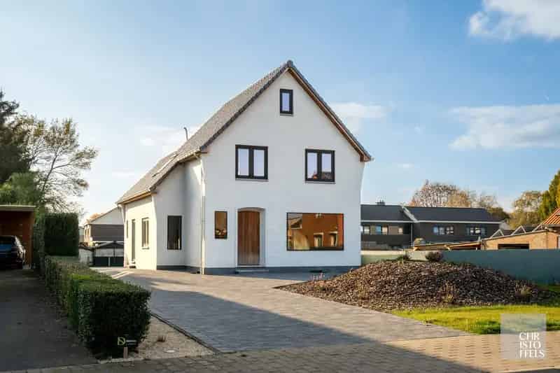 Gerenoveerde gezinswoning te Lanaken