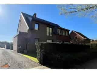 Huis te huur Brasschaat 3 slaapkamers tuin garage