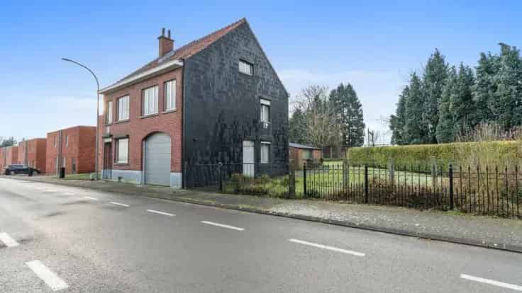 Huis Te Koop Kumtich Renovatieproject 2000m2
