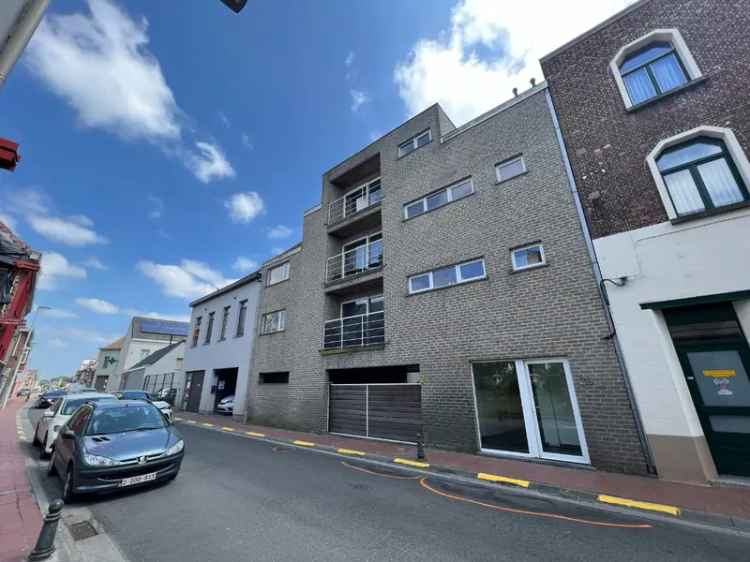Te Huur 2 Slaapkamer Appartement Moerbeke